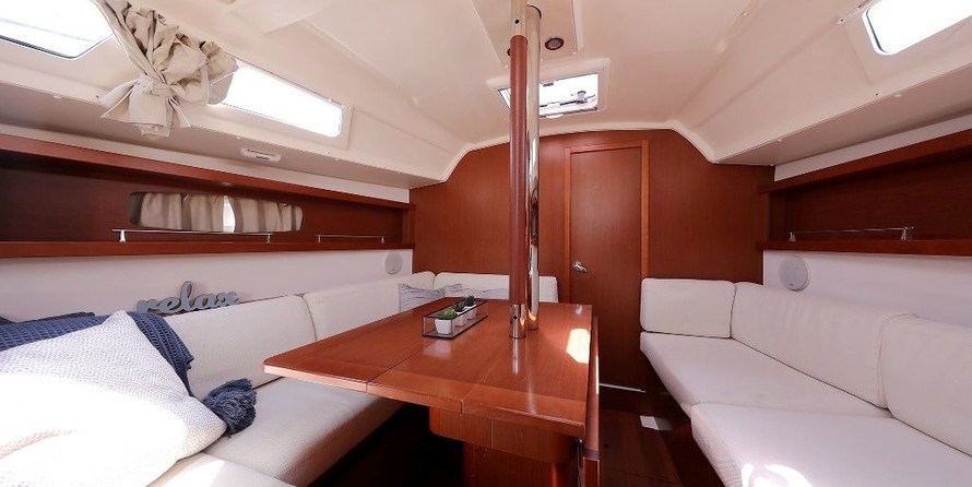 Beneteau Oceanis 34
