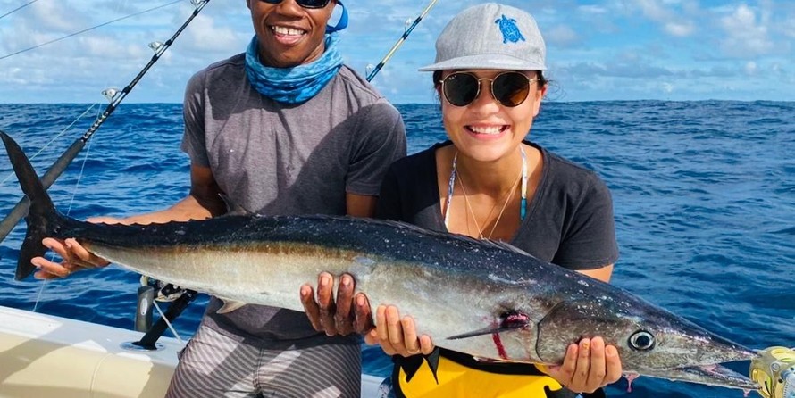 328 Sea Fox Commander