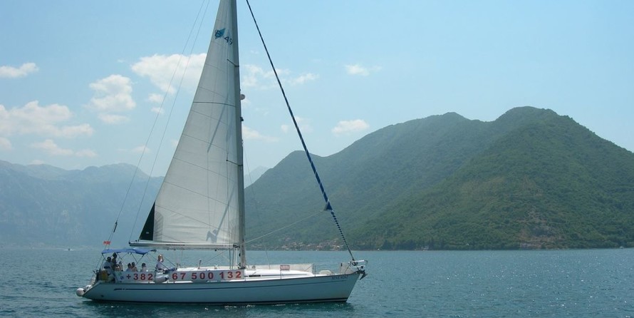 Bavaria 49