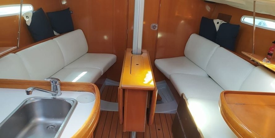 Beneteau First 31.7