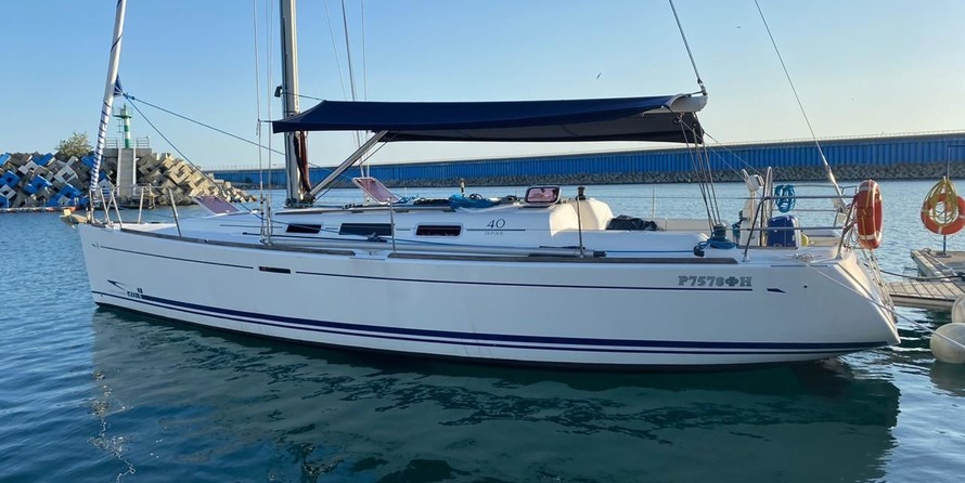 Dufour 40