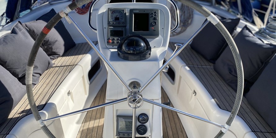 Bavaria 38