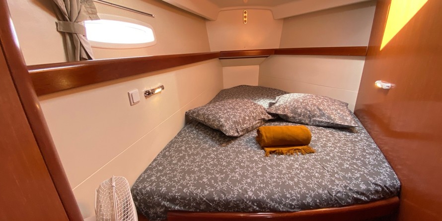 Beneteau Oceanis 46