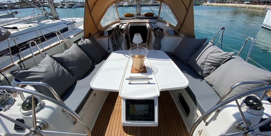 Beneteau Oceanis 46