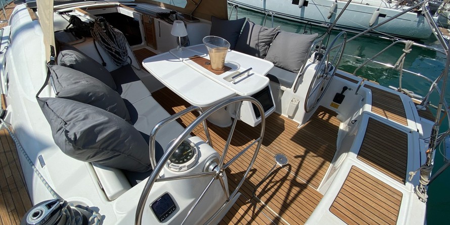 Beneteau Oceanis 46