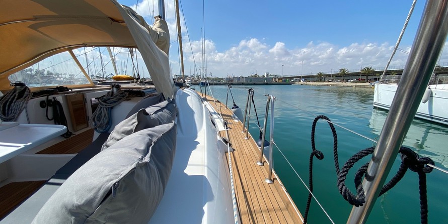 Beneteau Oceanis 46