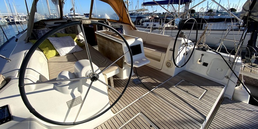 Dufour 410