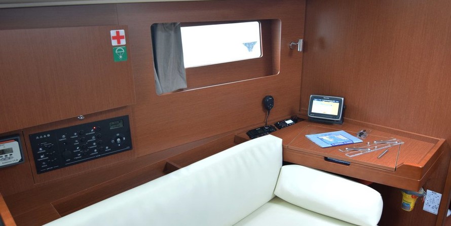 Beneteau Oceanis 41.1