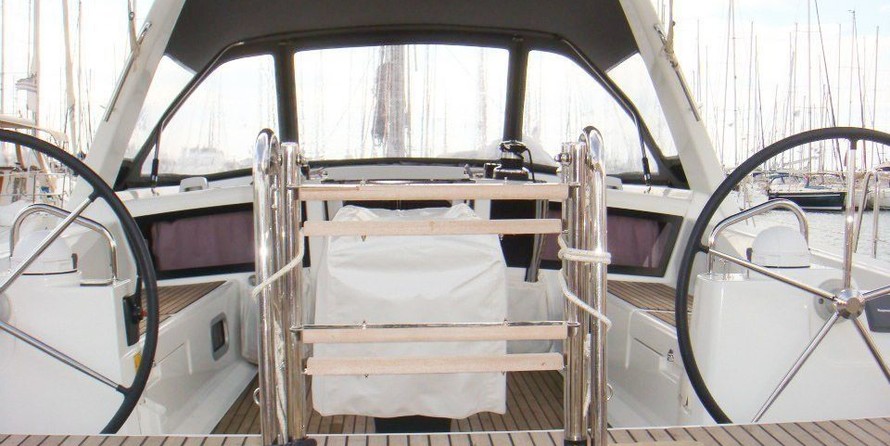 Beneteau Oceanis 48