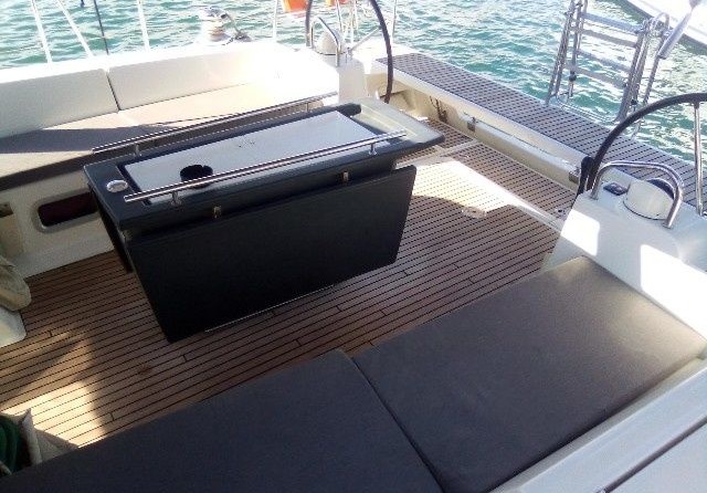 Beneteau Oceanis 48