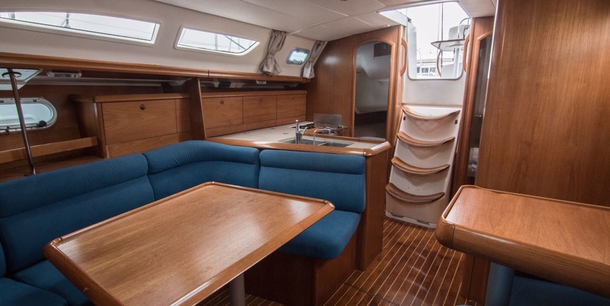 Jeanneau Sun Odyssey 37