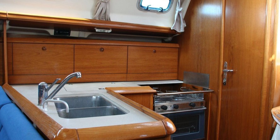 Jeanneau Sun Odyssey 37