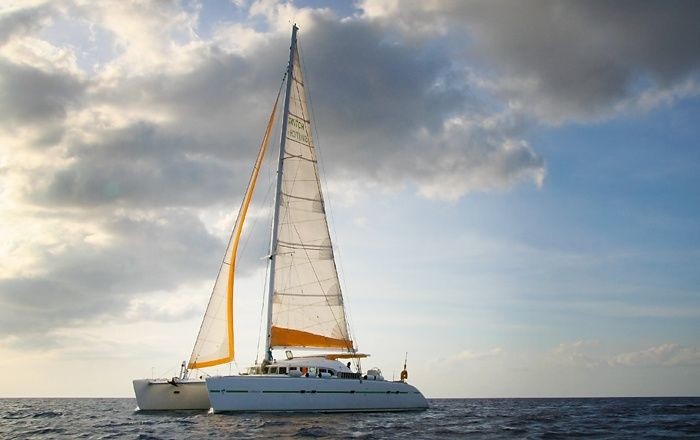 Lagoon 570