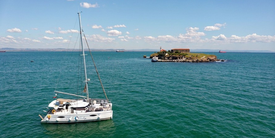 Fountaine Pajot Helia 44