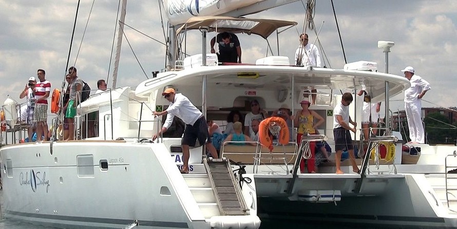 Fountaine Pajot Helia 44