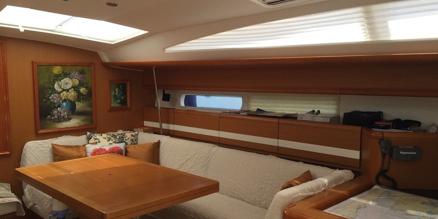 Jeanneau 53
