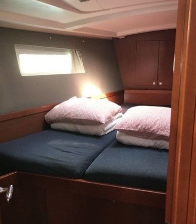 Beneteau Oceanis 45