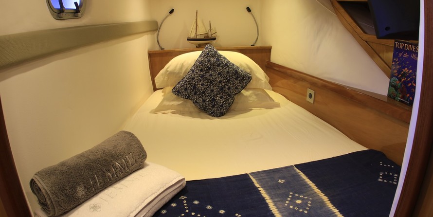 Fountaine pajot belize 43