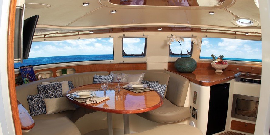 Fountaine pajot belize 43