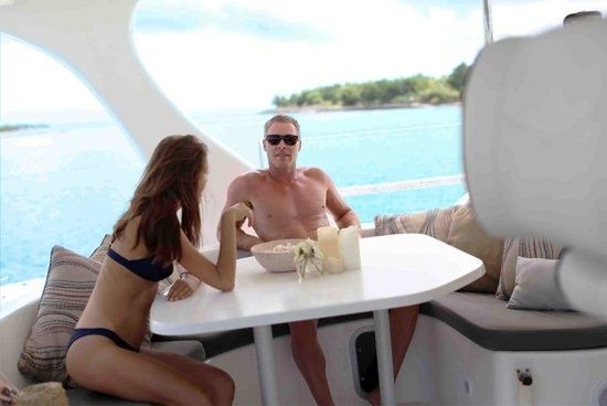 Fountaine pajot belize 43