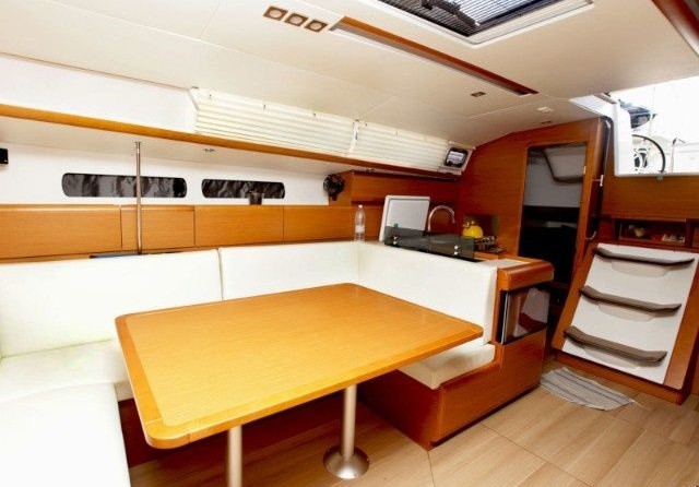 Jeanneau Sun Odyssey 439