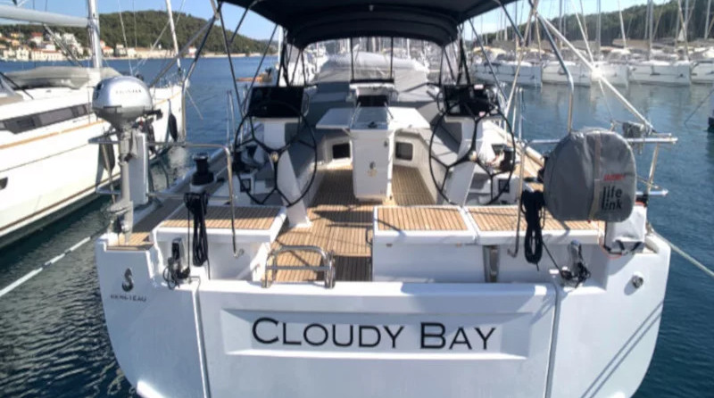 Oceanis 51.1