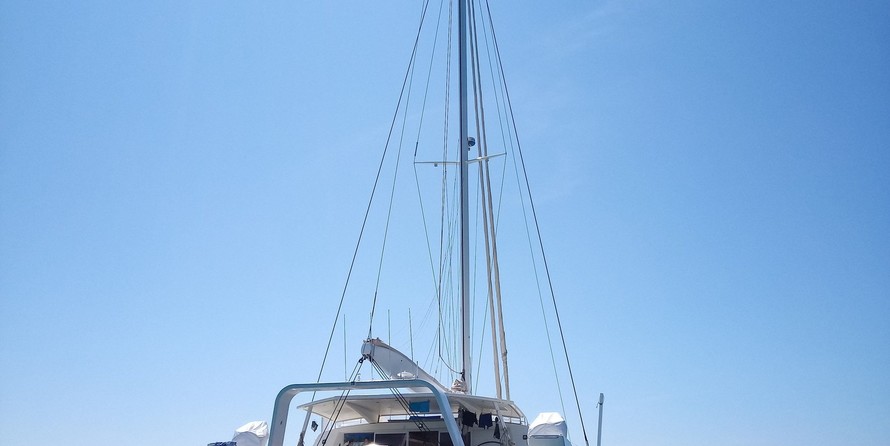 Catana 65