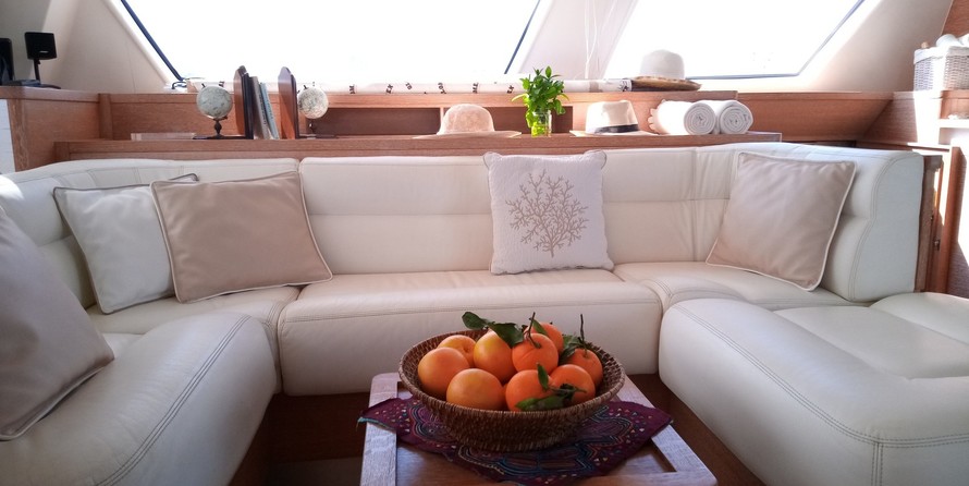 Catana 65
