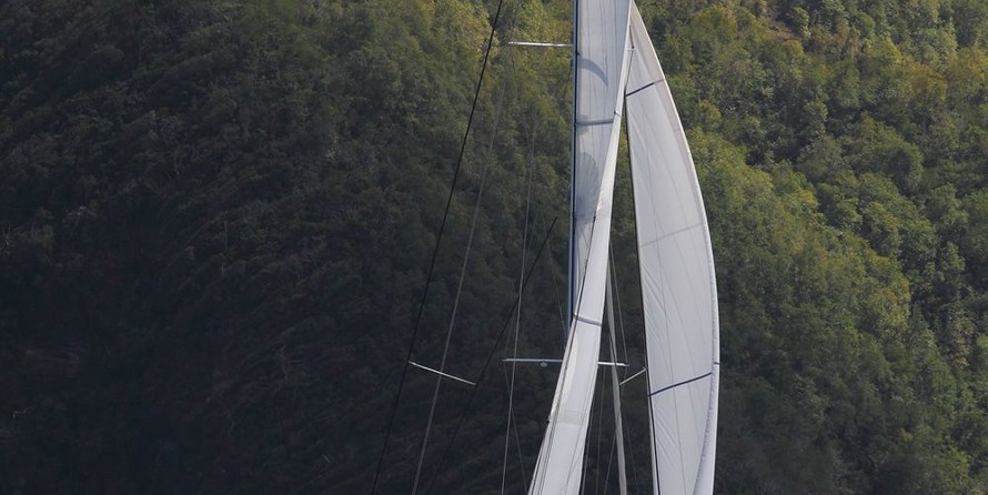 Lagoon 620