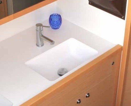 Lagoon 620