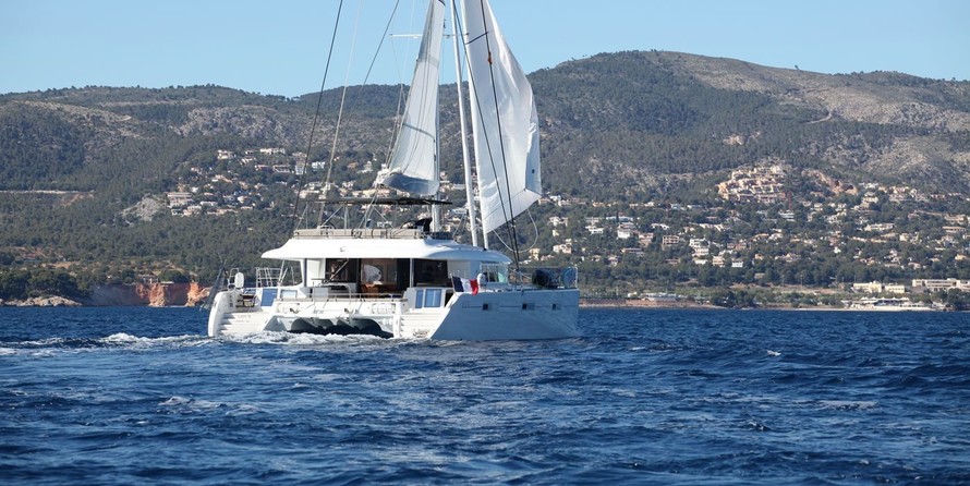 Lagoon 620