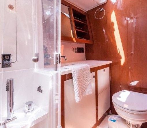 Beneteau Oceanis 60