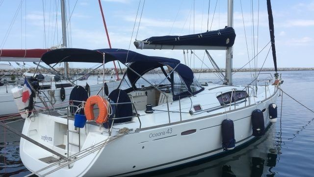 Beneteau Oceanis 43