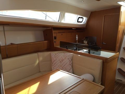 Jeanneau Sun Odyssey 42