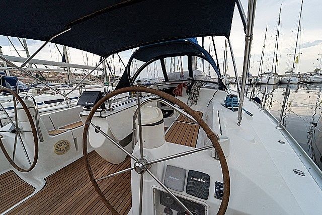 Jeanneau Sun Odyssey 43