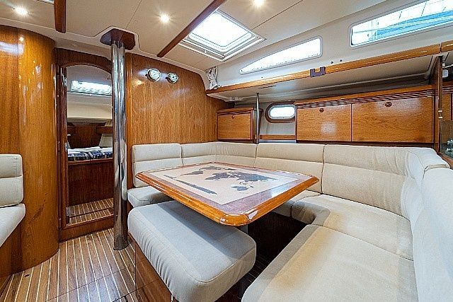 Jeanneau Sun Odyssey 43
