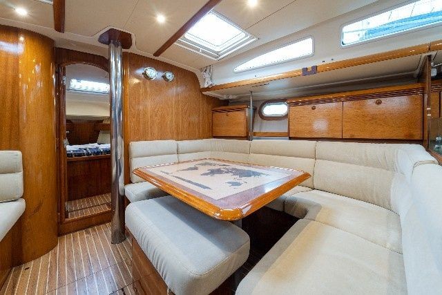 Jeanneau Sun Odyssey 43