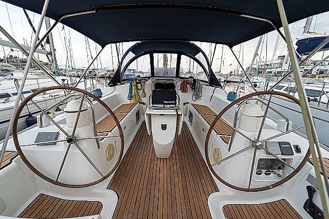 Jeanneau Sun Odyssey 43