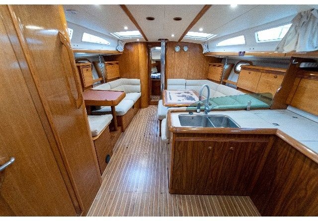 Jeanneau Sun Odyssey 43