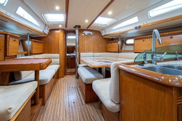 Jeanneau Sun Odyssey 43