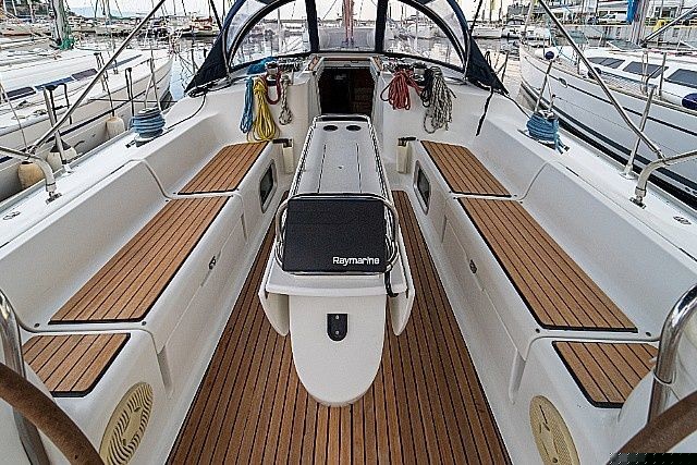 Jeanneau Sun Odyssey 43