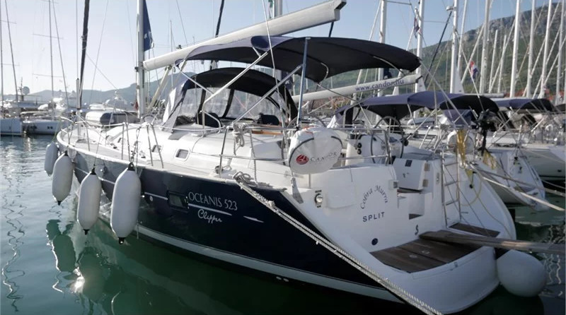 Beneteau Oceanis 523