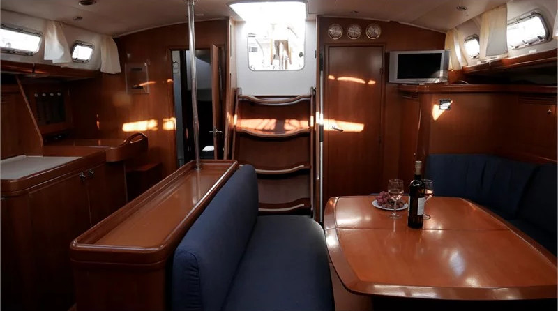 Beneteau Oceanis 523