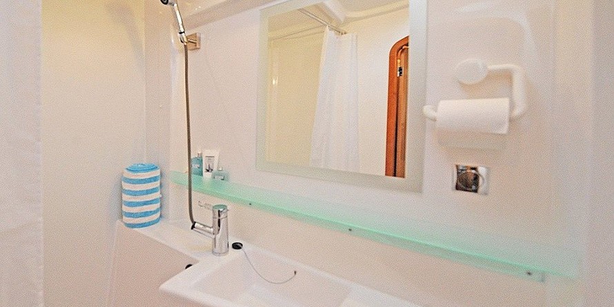 Fountaine Pajot Orana 44