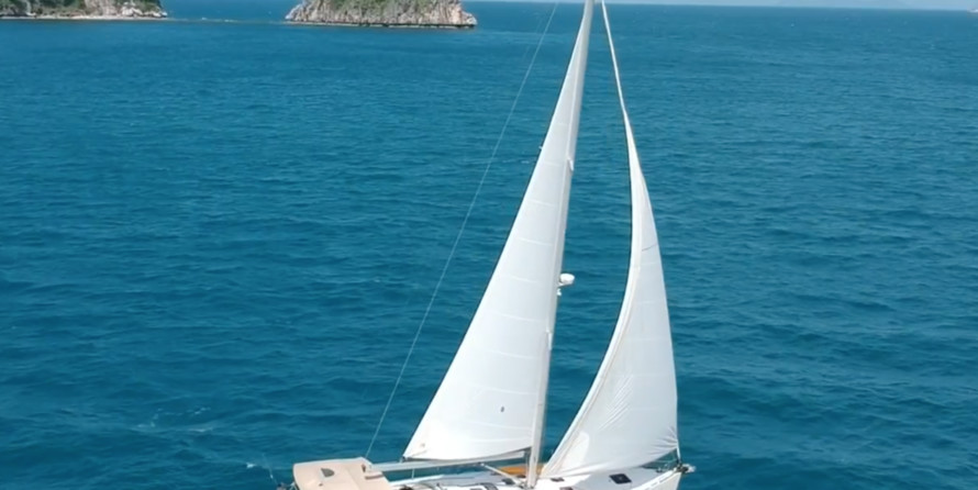 Beneteau Oceanis 54