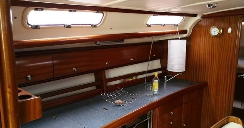 Bavaria 44