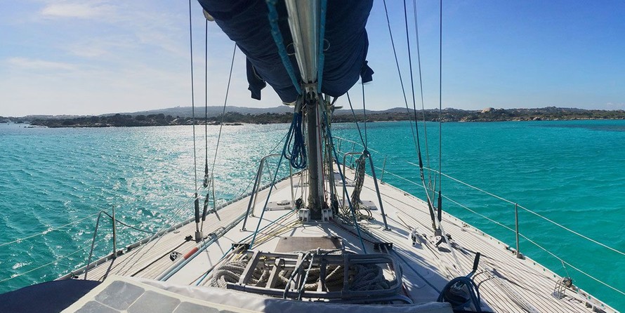 Beneteau First 51