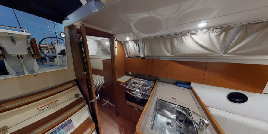 Beneteau Oceanis 35.1