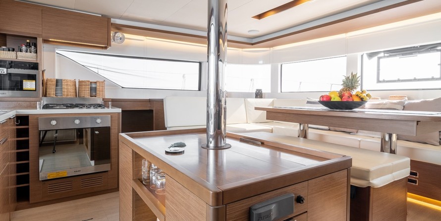 Lagoon 50