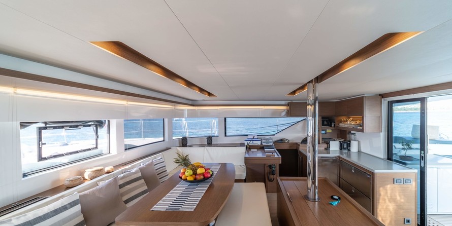Lagoon 50